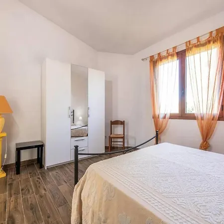 Delightful And Spacious In Villa *