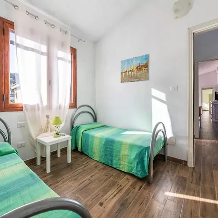 Vila Delightful And Spacious In *